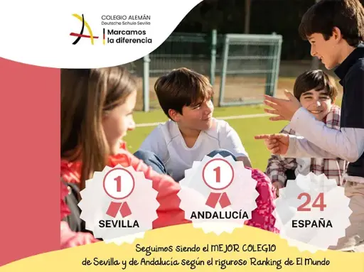 Mejor Colegio Privado Sevilla y Andalucia Niños cesped hablando